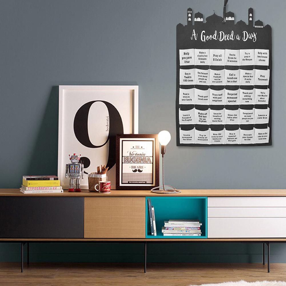 Eid Mubarak Ramadan Fabric Wall Calendar – Nedräkningskalender i Filt med Månskära & Förvaringsfickor
