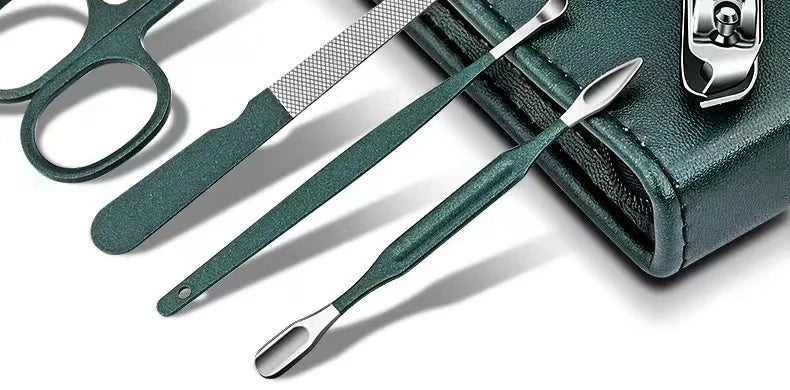 Nagelklipparset i Rostfritt Stål – 6-delars Manikyrset för Herr & Dam