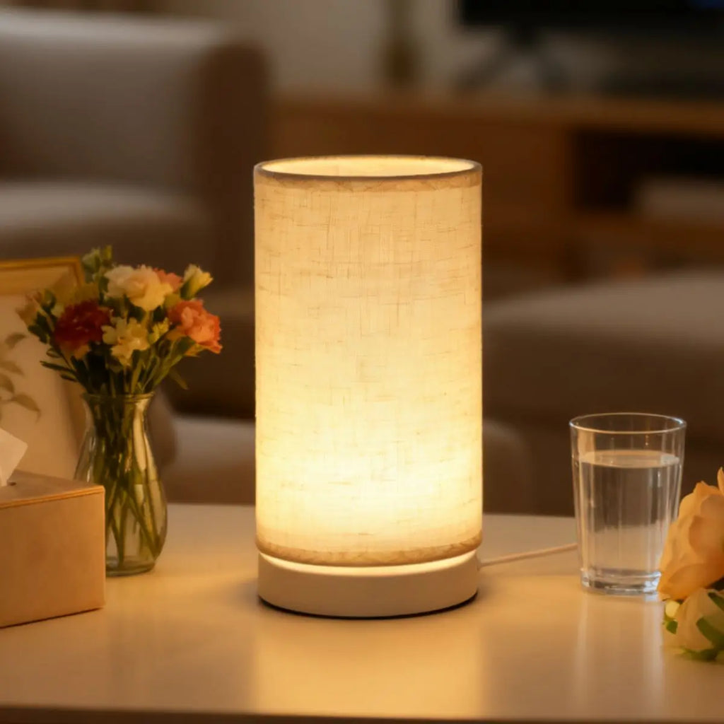 Nordisk Retro Bordslampa med Tygskärm – USB-driven Sänglampa för Hemmet